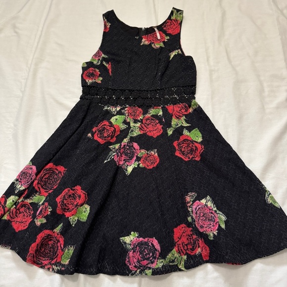 Free People 2 Black Floral Fit & Flare Mini Dress ~ Y2K 90’s Dark Romantic Fairy - Picture 5 of 9